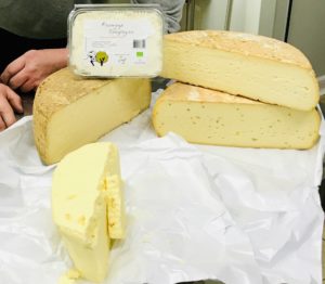 Les fromages fermiers servis par Lou Cantoun Tarn