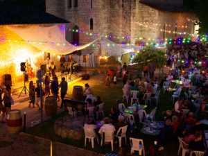 chez bernard gisquet Lou Cantoun Apéro concert _Cestayrol