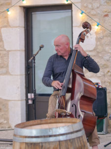 chez bernard gisquet Lou Cantoun Apéro concert _gerry carter quarted